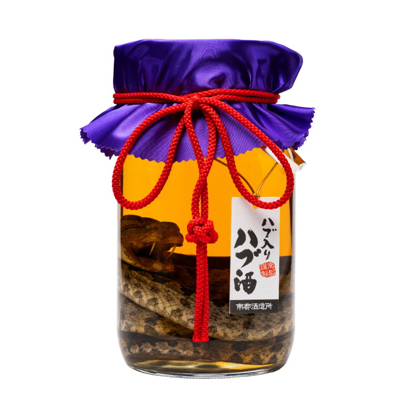 南都酒造所 ハブ入りハブ酒 35度 1800ml